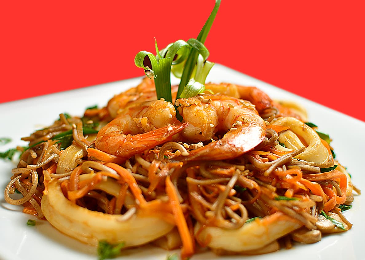 YAKISOBA CON MARISCOS